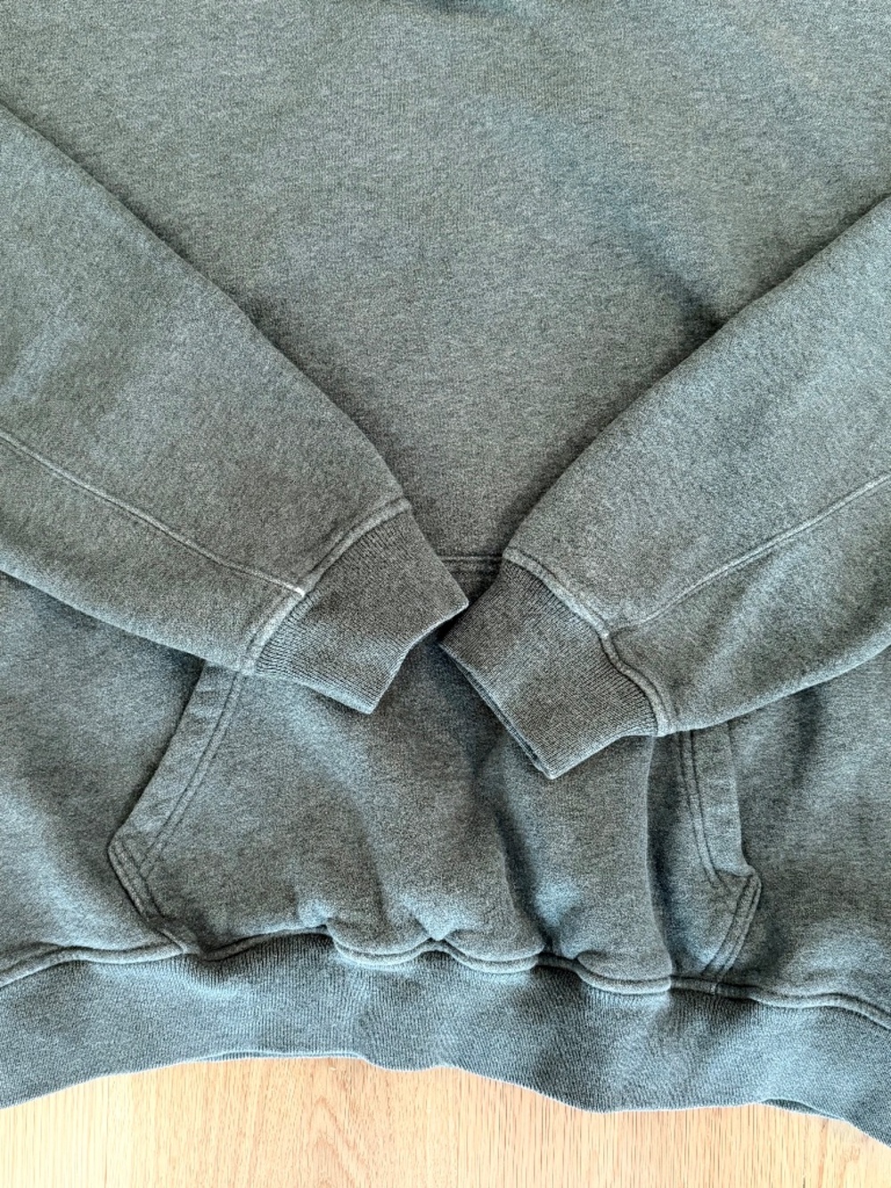 Abercrombie & Fitch Men's Small Olive Green Oversized Soft A&F Essentials Hoodie - Picture 3 of 7